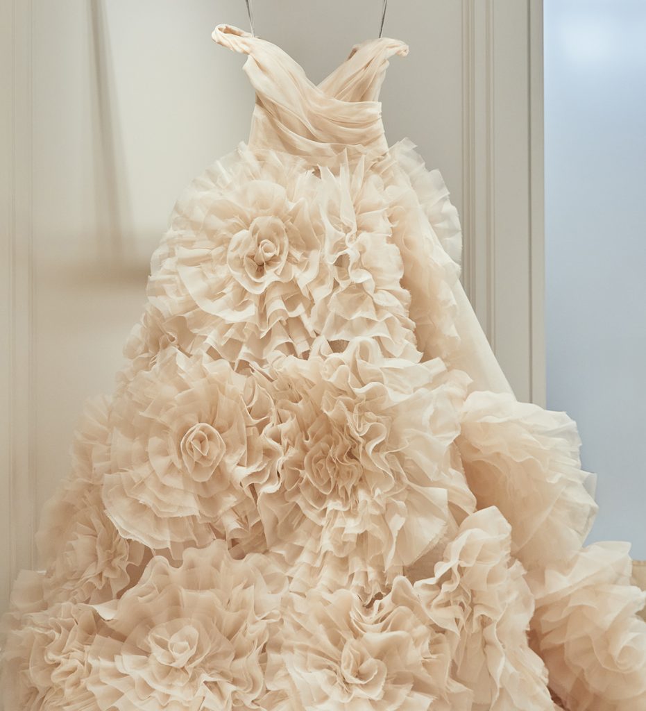 9 Things to Know Before You Step Foot into a Bridal Salon